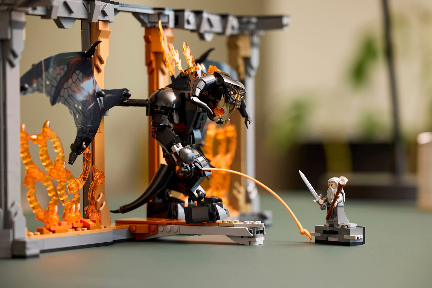 10367 LEGO ICONS The Lord of the Rings: Balrog™ Book Nook