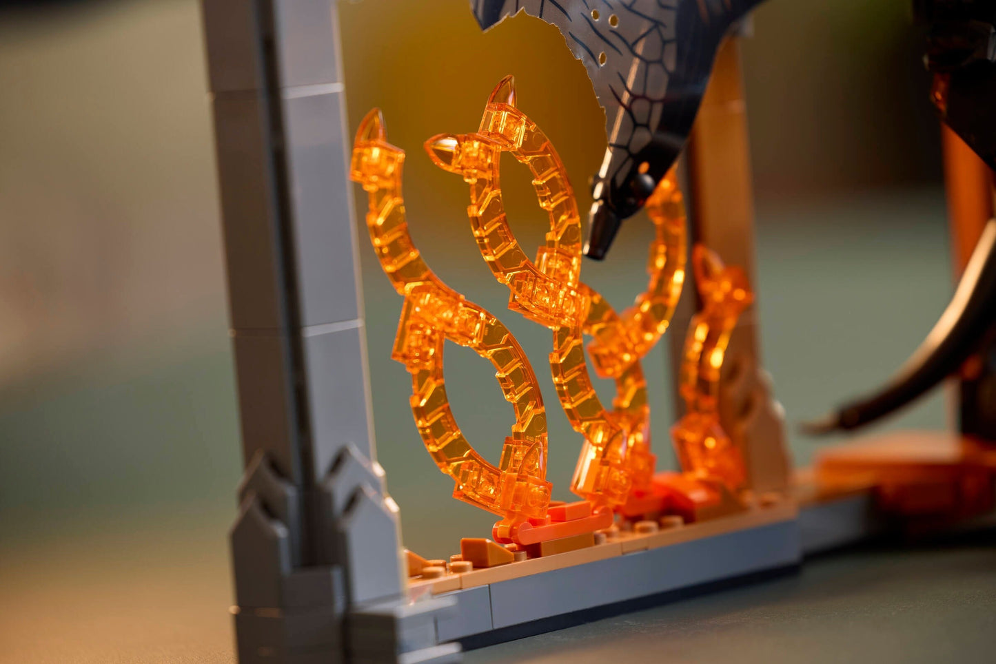 10367 LEGO ICONS The Lord of the Rings: Balrog™ Book Nook