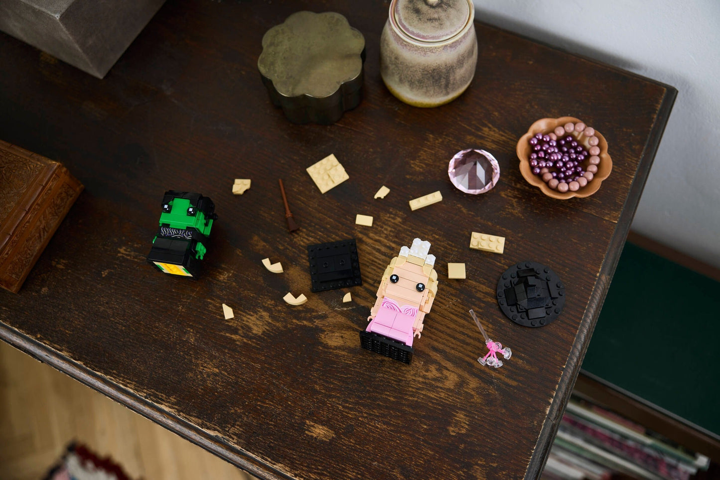 40794 BrickHeadz Elphaba & Glinda