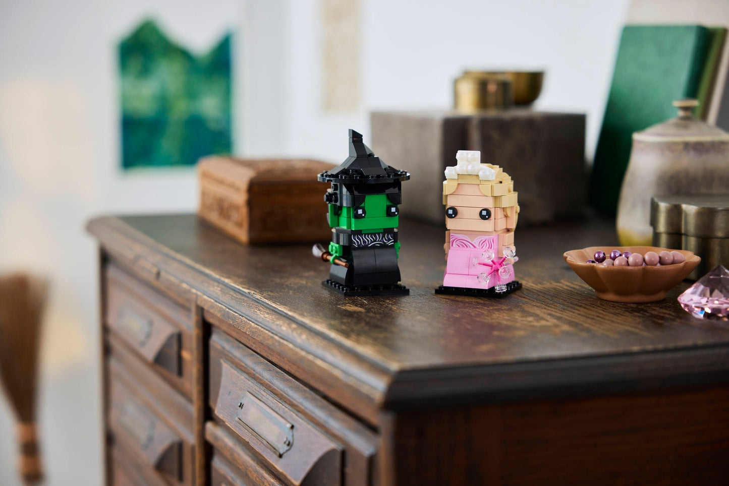 40794 BrickHeadz Elphaba & Glinda