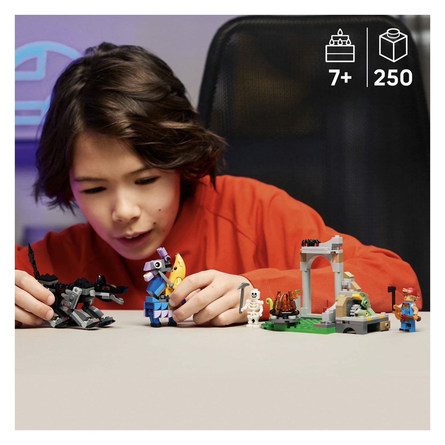 77075 LEGO Fortnite Peely & Sparkplug's Camp