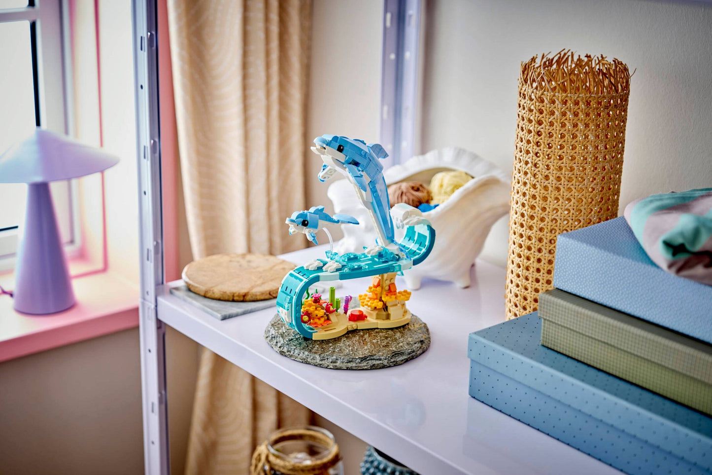 31385 Beautiful Dolphins