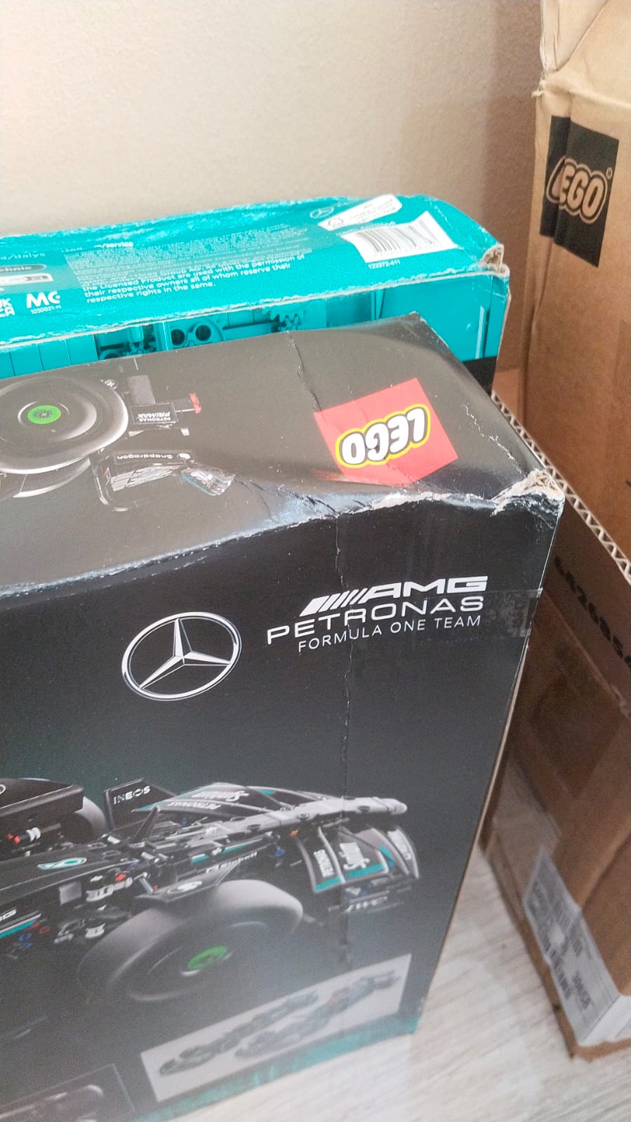 42171 Mercedes-AMG F1 W14 E Performance (Dented Box)