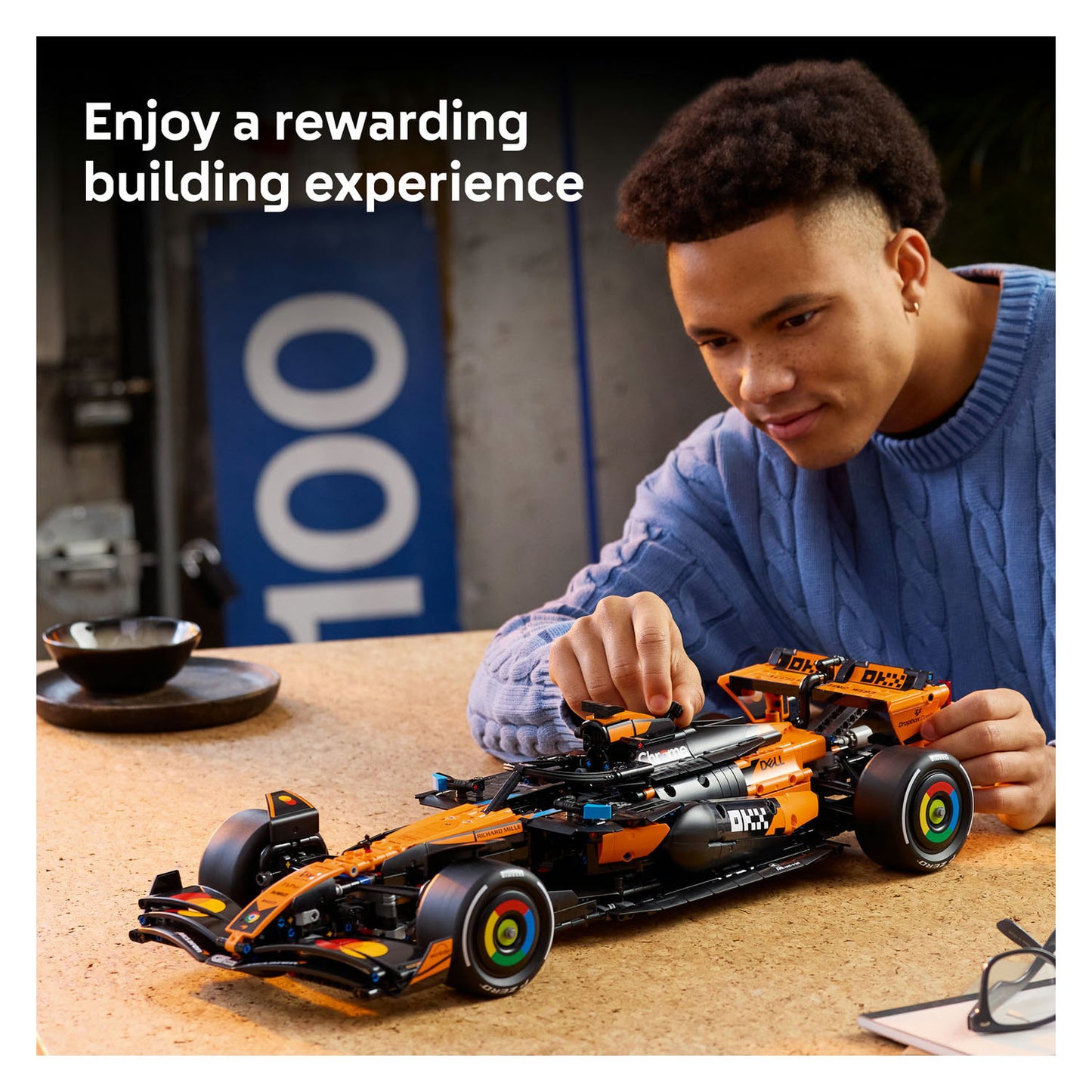 42228 McLaren MCL39 F1® Car